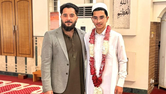 فوٹو —  فیس بک