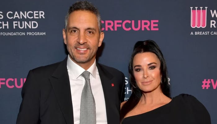 Kyle Richards makes rare comments on dating plans after Mauricio Umansky split