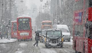برطانیہ میں آئندہ ہفتے شدید برفباری کی وارننگ جاری 