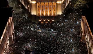 بلغاریہ: بجٹ اور بدعنوانی کے خلاف بڑے پیمانے پر مطاہرے، پولیس سے جھڑپیں