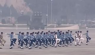 پی اے ایف اکیڈمی میں گریجویشن پریڈ، کیڈٹس کا پیشہ وارانہ مہارت کا مظاہرہ