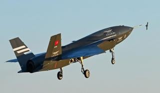 ترک بغیر پائلٹ جنگی طیارے نے عالمی دفاعی نظام کا نقشہ بدل دیا