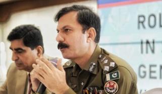 پنجاب میں رجسٹرڈ گاڑیوں کی تعداد ڈھائی کروڑ سے زائد ہے، ڈی آئی جی وقاص نذیر