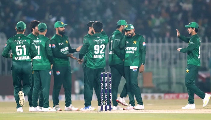 پاک سری لنکا ٹی 20 سیریز، بی بی ایل لیگ کھیلنے والے کرکٹرز کو واپس آنا ہوگا