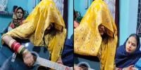 دلہن نے گٹار کے ساتھ گیت گا کر  مہمانوں کو حیران کردیا، ویڈیو وائرل