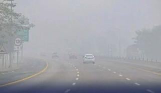 شدید دھند، موٹر وے ایم ون پشاور سے رشکئی تک بند