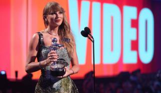 ٹیلر سوئفٹ سب سے زیادہ سنی جانے والی عالمی فنکارہ بن گئیں