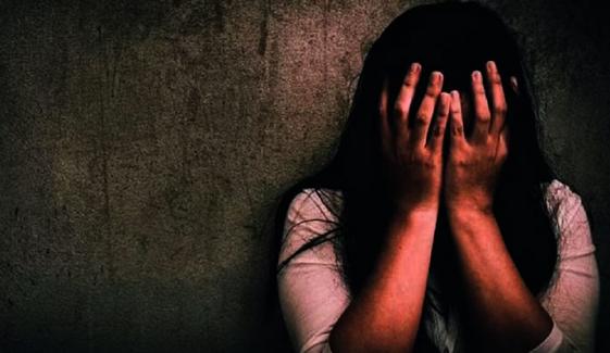 اوکاڑہ: خاتون سے مبینہ زیادتی کا ملزم بس ڈرائیور گرفتار