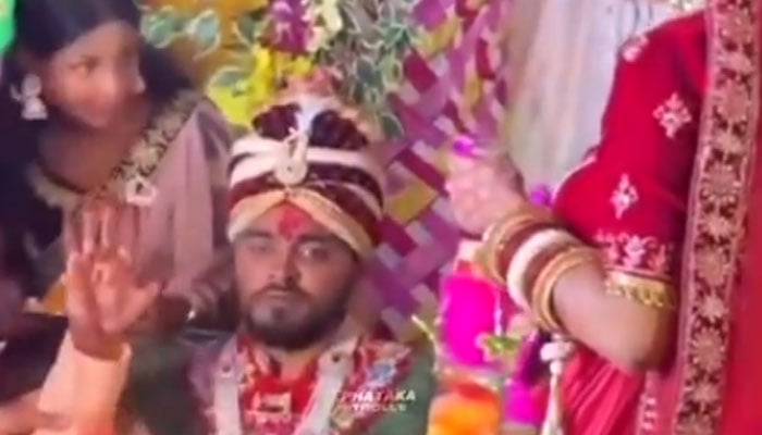 —فوٹو: سوشل میڈیا ویڈیو گریب