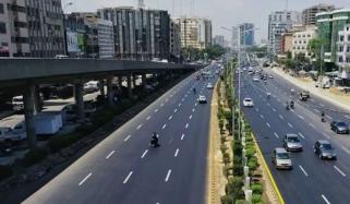 کراچی: شارع فیصل پر رفتار کی حد بڑھانے کیلئے قرارداد سندھ اسمبلی میں جمع