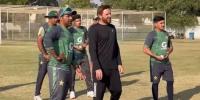 شاہد آفریدی کے انڈر 19 ٹیم کے کھلاڑیوں کو مفید مشورے