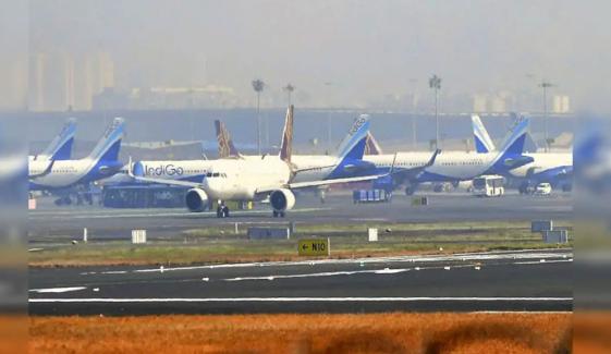 بھارت میں فلائٹ آپریشن مفلوج ہونے سے ایج گروپ کرکٹرز رل گئے