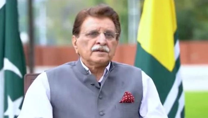 راجہ محمد فاروق حیدر خان : فائل فوٹو