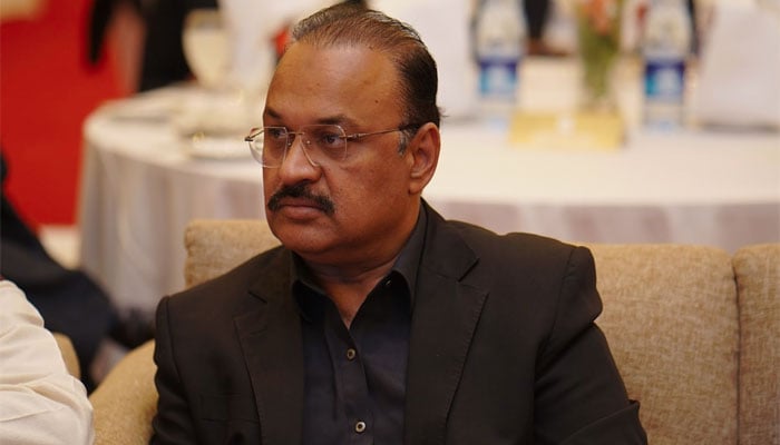 عطا تارڑ ہمیں بھاشن دینے والے ہوتے کون ہیں! عامر ڈوگر