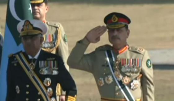 چیف آف ڈیفنس فورسز فیلڈ مارشل سید عاصم منیر کو گارڈ آف آنر پیش