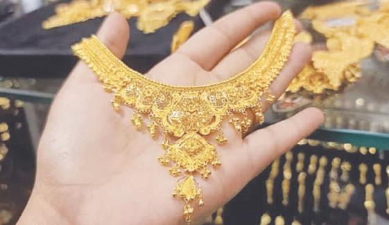 سونا 1600 روپے مہنگا، فی تولہ کتنے کا ہوگیا؟