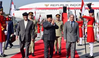 انڈونیشیا کے صدر پرابوو سوبیانتو پاکستان پہنچ گئے