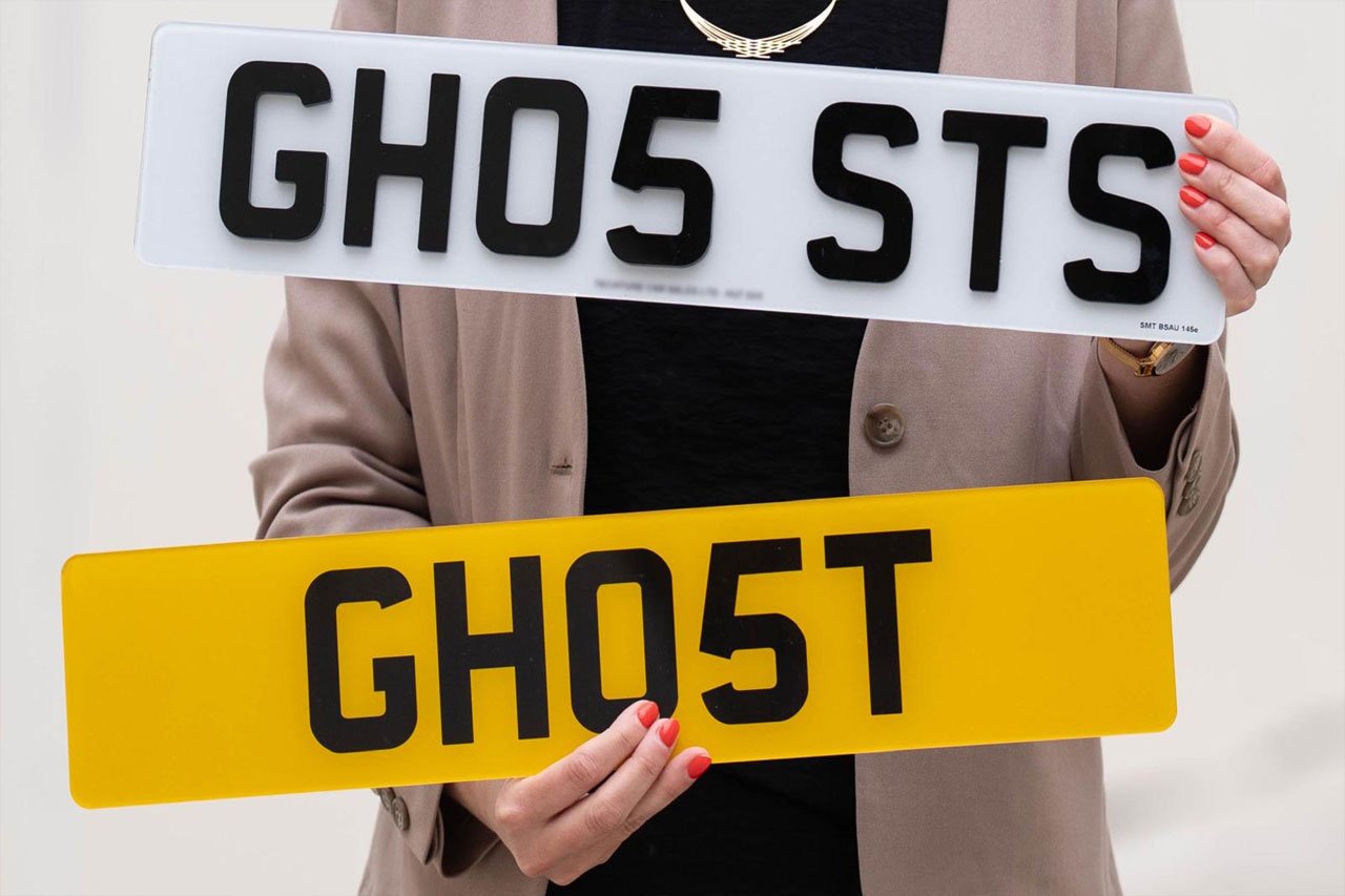 برطانیہ: جعلی نمبر پلیٹس کا بڑے پیمانے پر استعمال خطرہ بن گیا