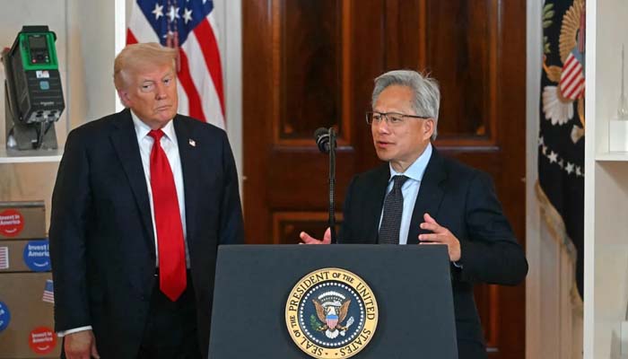 Nvidia gets green light from Trump to sell advanced AI H200 chips to China