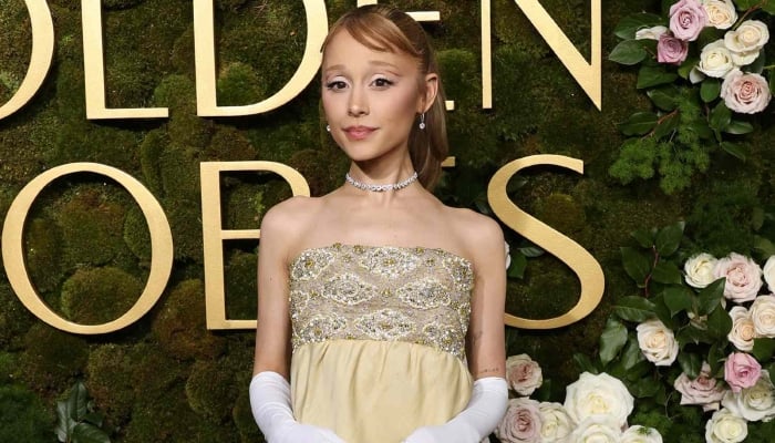 Ariana Grande stands up for her role Glinda after Golden Globes nod