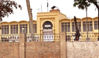 بانی پی ٹی آئی سے آج ملاقات کا دن، اڈیالہ جیل کے اطراف سیکیورٹی ہائی الرٹ