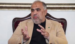 بانی پی ٹی آئی اگر اب بھی سمجھوتہ کریں تو جیل سے نکل سکتے ہیں: اسد قیصر