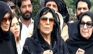 بانی کی بہنوں کو پولیس نے فیکٹری ناکے پر روک دیا