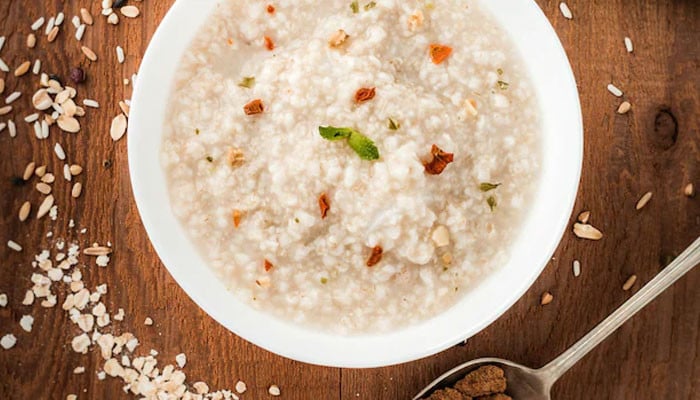 ایک ماہ تک باقاعدگی سے رات کو دلیہ کھانے کے حیرت انگیز فوائد