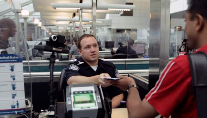 US plans to assess foreign tourists social media activity before entry