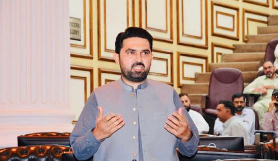 ’فیض حمید کو سزا ادارے کا اندرونی معاملہ ہے‘