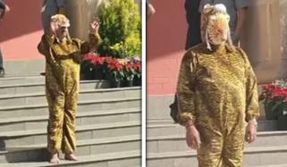 بھارت: چیتے کے لباس میں ملبوس رکن اسمبلی کا منفرد احتجاج