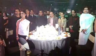 بی ٹی پراپرٹیز کا دبئی مارکیٹ میں کامیاب 1 سال مکمل ہونے پر تقریب، ملک ریاض اور اہلِ خانہ کی خصوصی شرکت