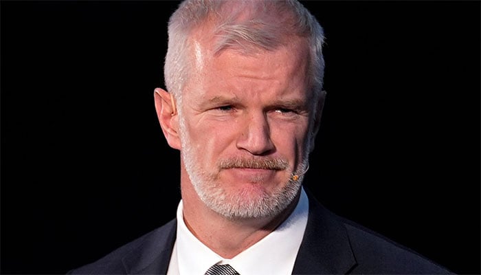 برطانیہ کے وزیر برائے مسلح افواج الیسٹر کارنز—فائل فوٹو