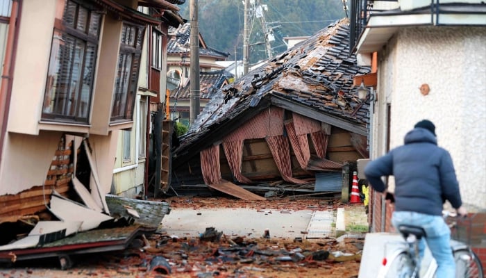 6.7-magnitude quake in northeast Japan triggers new tsunami advisory