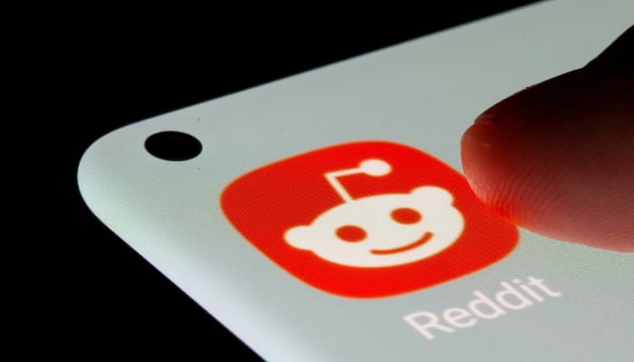 Reddit legally challenges Australias under-16s social media ban