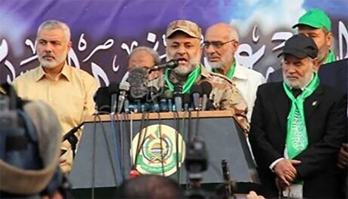 حماس کمانڈر رعد سعد خطاب کرتے ہوئے—تصویر بشکریہ غیر ملکی میڈیا