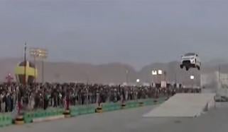 سلطان محمد گولڈن کے صاحبزادے عمر گولڈن کا بھی ریمپ جمپ کا کامیاب مظاہرہ