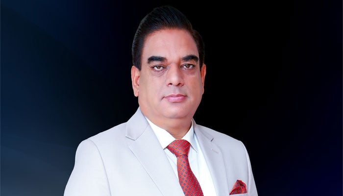 سردار طاہر—فائل فوٹو