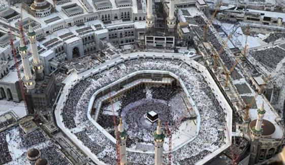 کلاک ٹاور کی چھت سے خانۂ کعبہ کے روح پرور مناظر