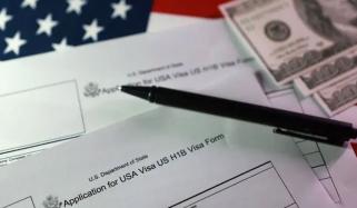 امریکا جانے والے خواہشمندوں کی سوشل میڈیا اسکریننگ کا عمل آج سے شروع