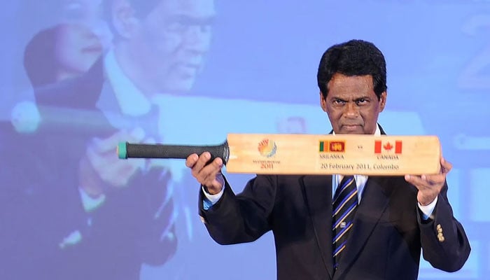 سری لنکا کے سابق ٹیسٹ کرکٹر ڈی ایس ڈی سلوا انتقال کر گئے