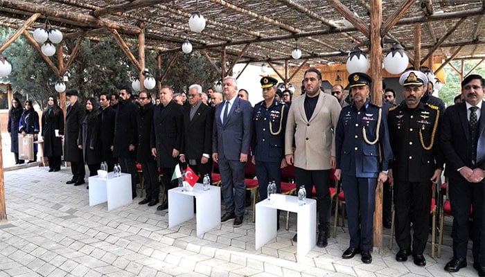 انقرہ: آرمی پبلک اسکول پشاور میں بہیمانہ دہشتگرد حملے کے شہداء کی یاد میں تقریب