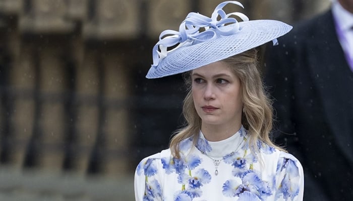 Lady Louise Windsor goes largely unnoticed in surprising royal moment
