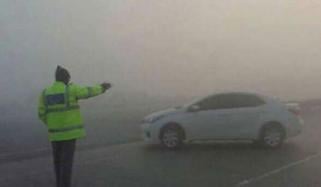 پنجاب: مختلف علاقوں میں شدید دھند، موٹرویز کے مختلف سیکشنز بند