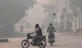 ملک کے مختلف شہروں کی فضا آج بھی انتہائی مضر صحت