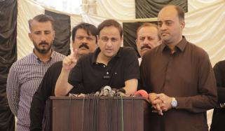 غلط بیانی ہے کہ 90 فیصد لوگ پانی خرید کر پیتے ہیں: میئر کراچی مرتضیٰ وہاب 