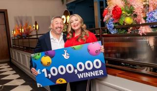 قسمت کی دیوی پھر مہربان، ویلز کے جوڑے نے دو مرتبہ بڑی لاٹری جیت لی