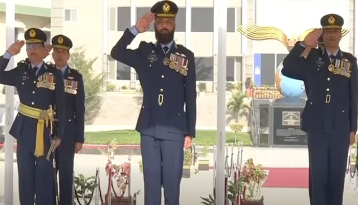 پی اے ایف ایئر مین اکیڈمی کورنگی میں ٹرینیز انٹرنز کی پاسنگ آؤٹ پریڈ کا انعقاد