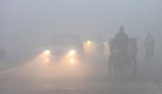 پنجاب، کے پی کے مختلف علاقوں میں شدید دھند، حد نگاہ متاثر