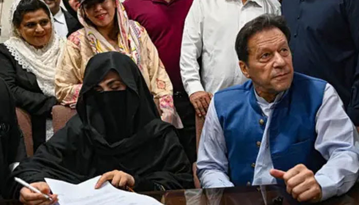 عمران، بشریٰ کیخلاف توشہ خانہ ٹو کیس کی سماعت آج ہونے کا امکان